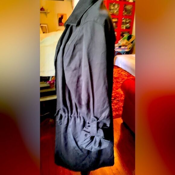 Duluth Tencel Relaxed Trench Jacket - Picture 7 of 9